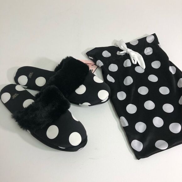 Victoria’s Secret Satin Slippers - Picture 1 of 4